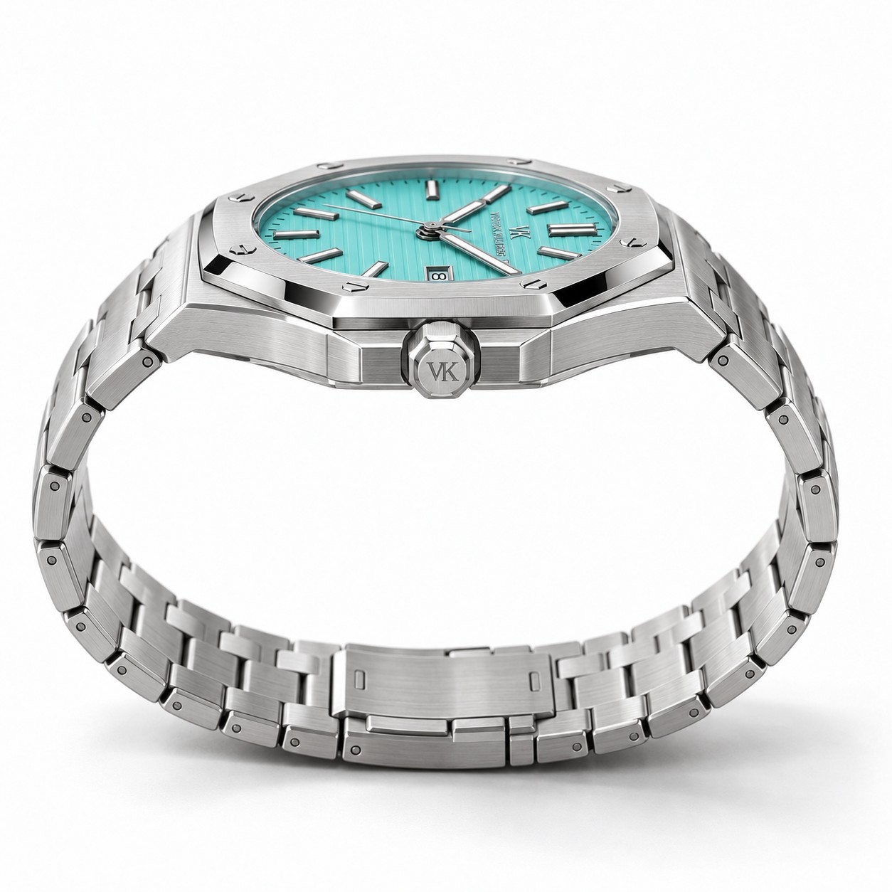 Meridian Glacier from the side, bracelet closed on its folding clasp